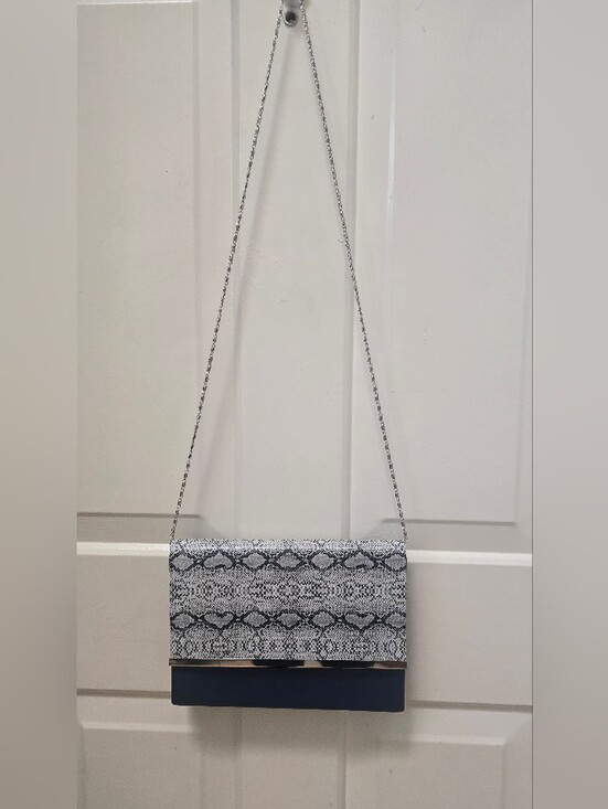 None Handbags - Unbranded Navy Blue, Gray Clutch Wristlet with Silver Chain Strap